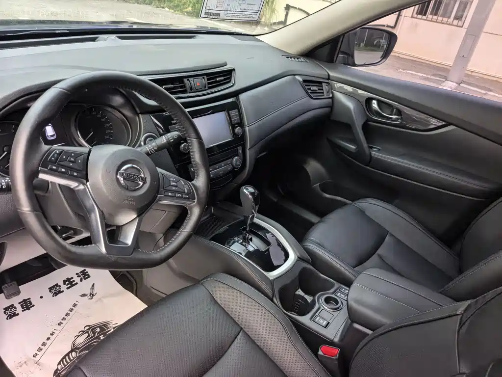 Nissan X-Trail — миниатюра 13