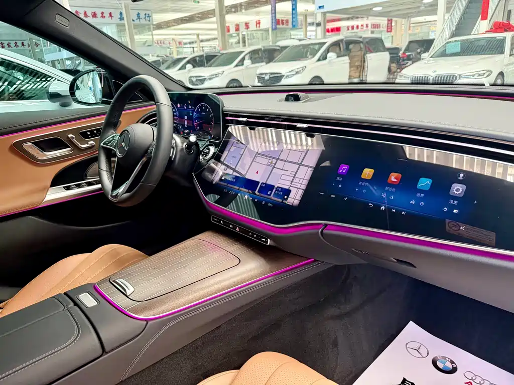 Mercedes-Benz E-Class — миниатюра 8