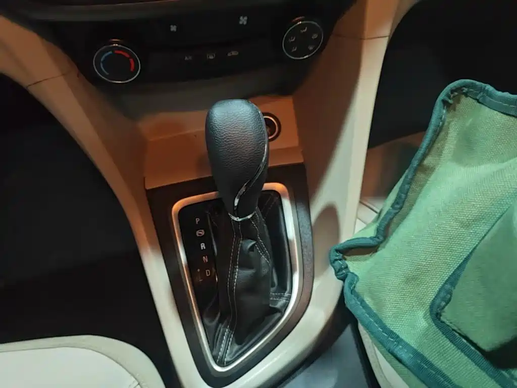 Buick Excelle — миниатюра 14