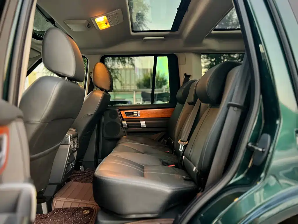 Land Rover Discovery — миниатюра 27