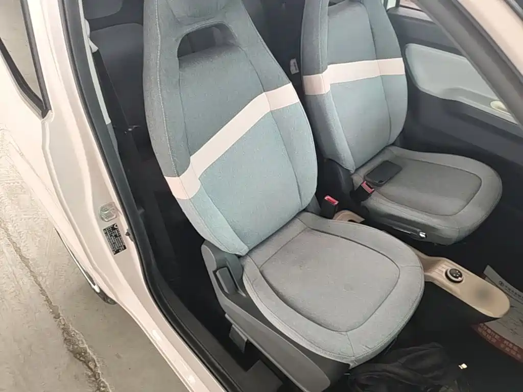 Wuling MINIEV — миниатюра 25