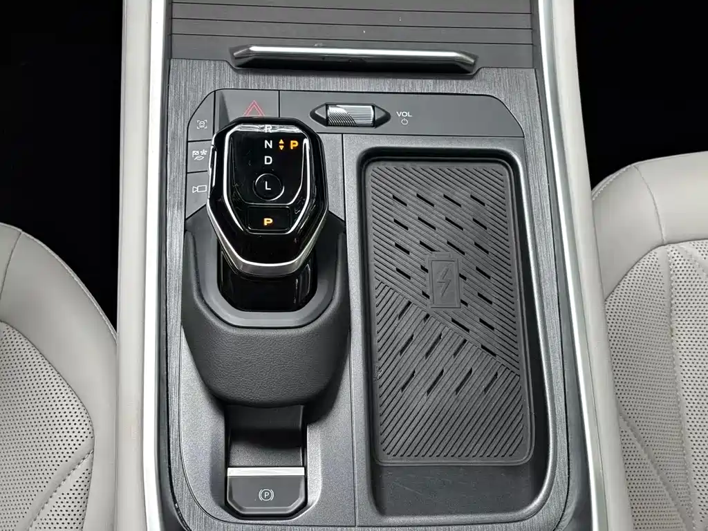 Ford Edge — миниатюра 13