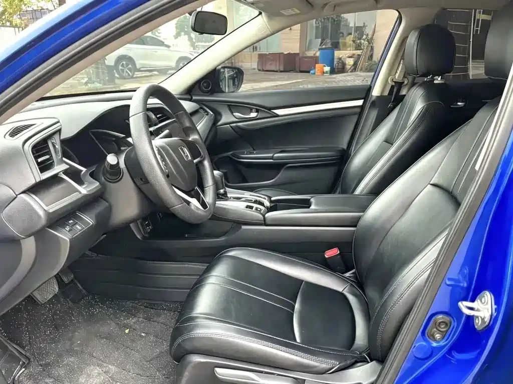Honda Civic — миниатюра 6