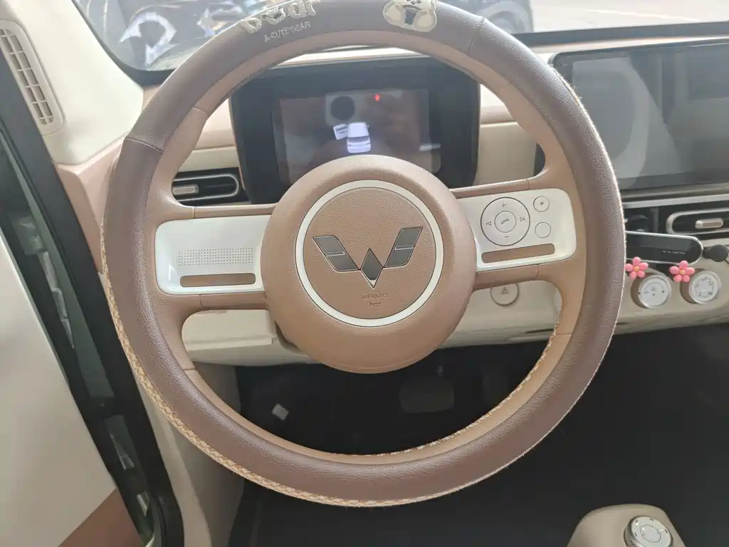 Wuling MINIEV — миниатюра 7