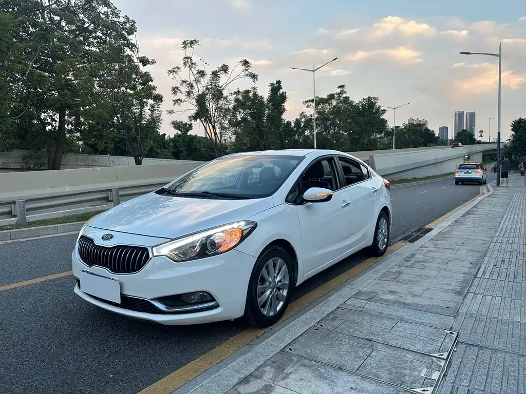 Kia K3