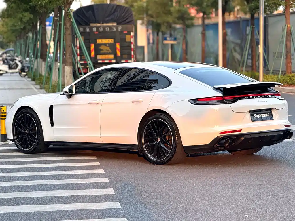 Porsche Panamera — миниатюра 8