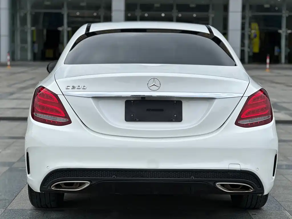 Mercedes-Benz C-Class — миниатюра 4