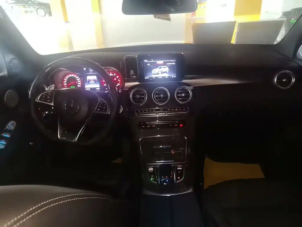Mercedes-Benz GLC — миниатюра 10