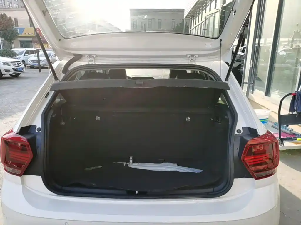 Volkswagen Polo — миниатюра 19