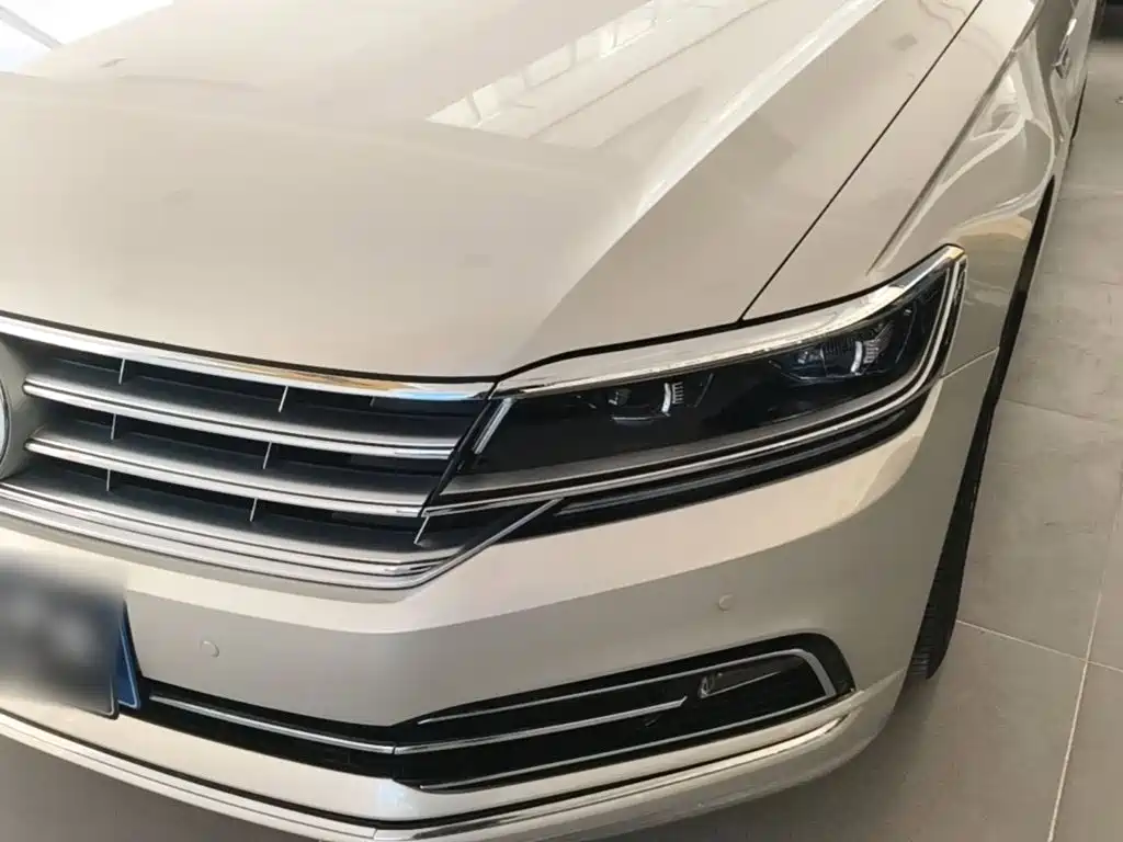 Volkswagen Phideon — миниатюра 24