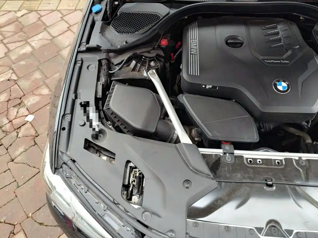 BMW 5 Series — миниатюра 20
