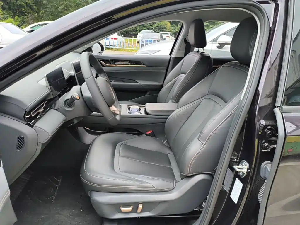 Wuling Xingguang — миниатюра 20