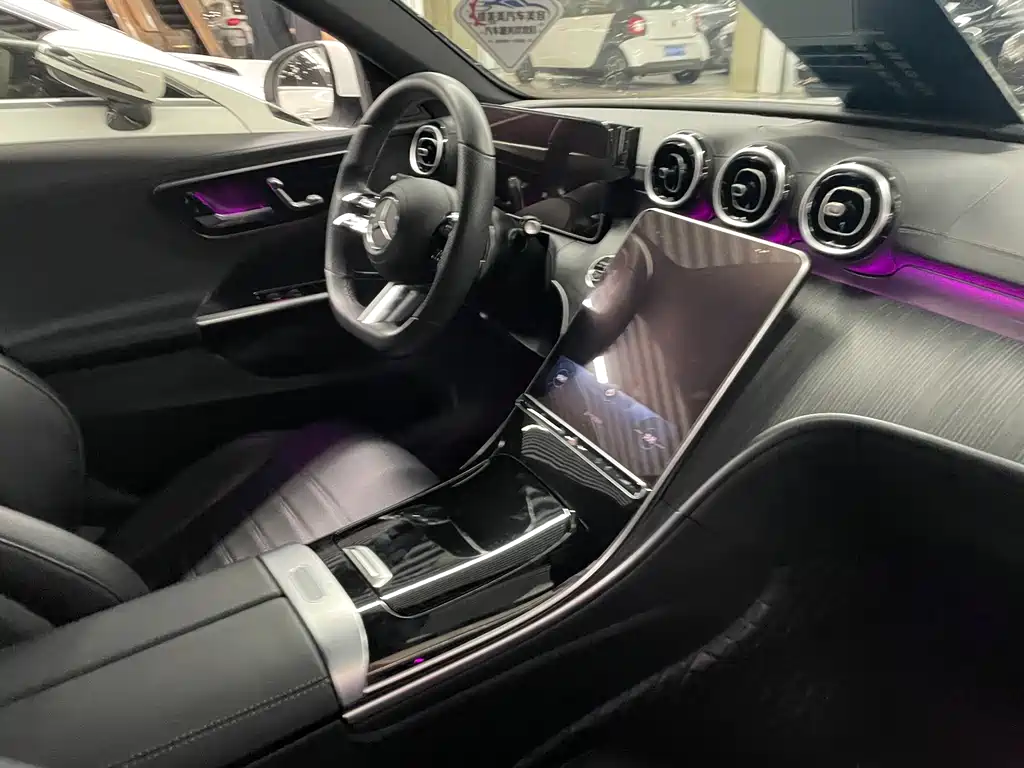 Mercedes-Benz C-Class — миниатюра 5