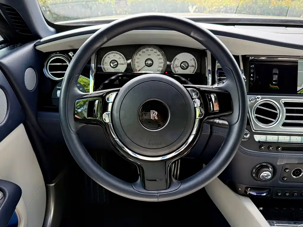 Rolls-Royce Wraith — миниатюра 7