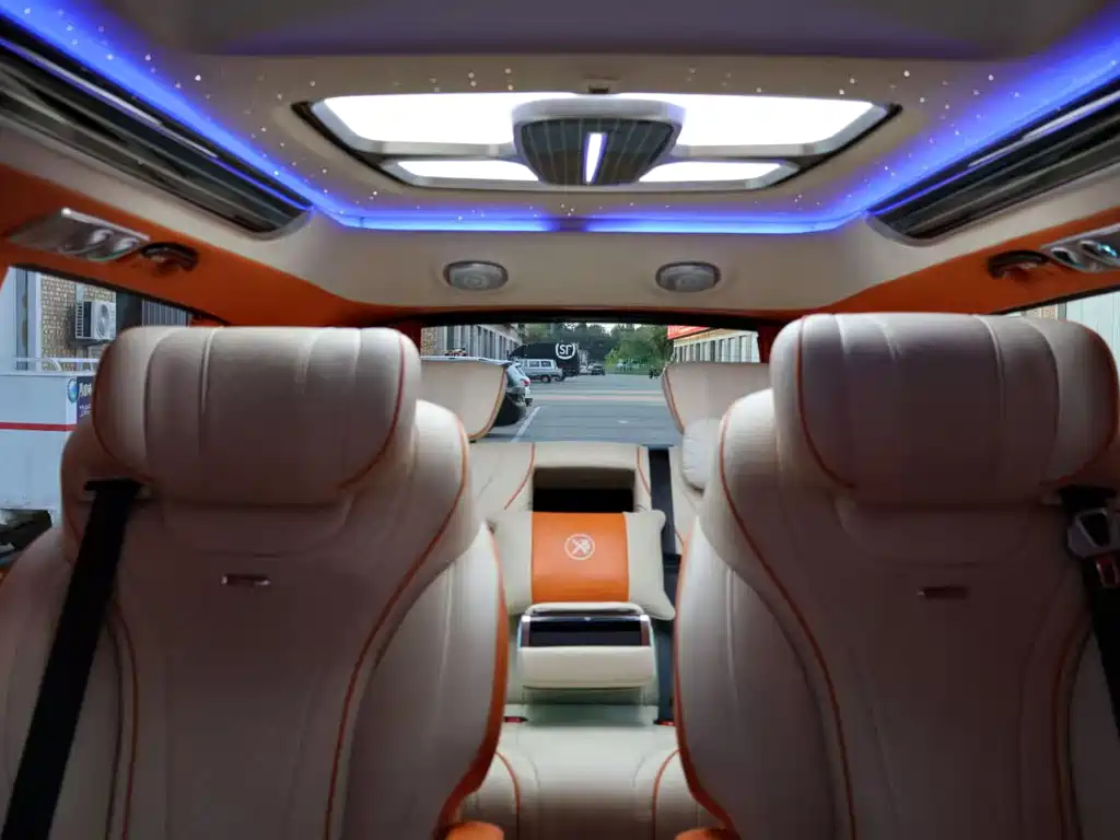 Mercedes-Benz V-Class — миниатюра 12