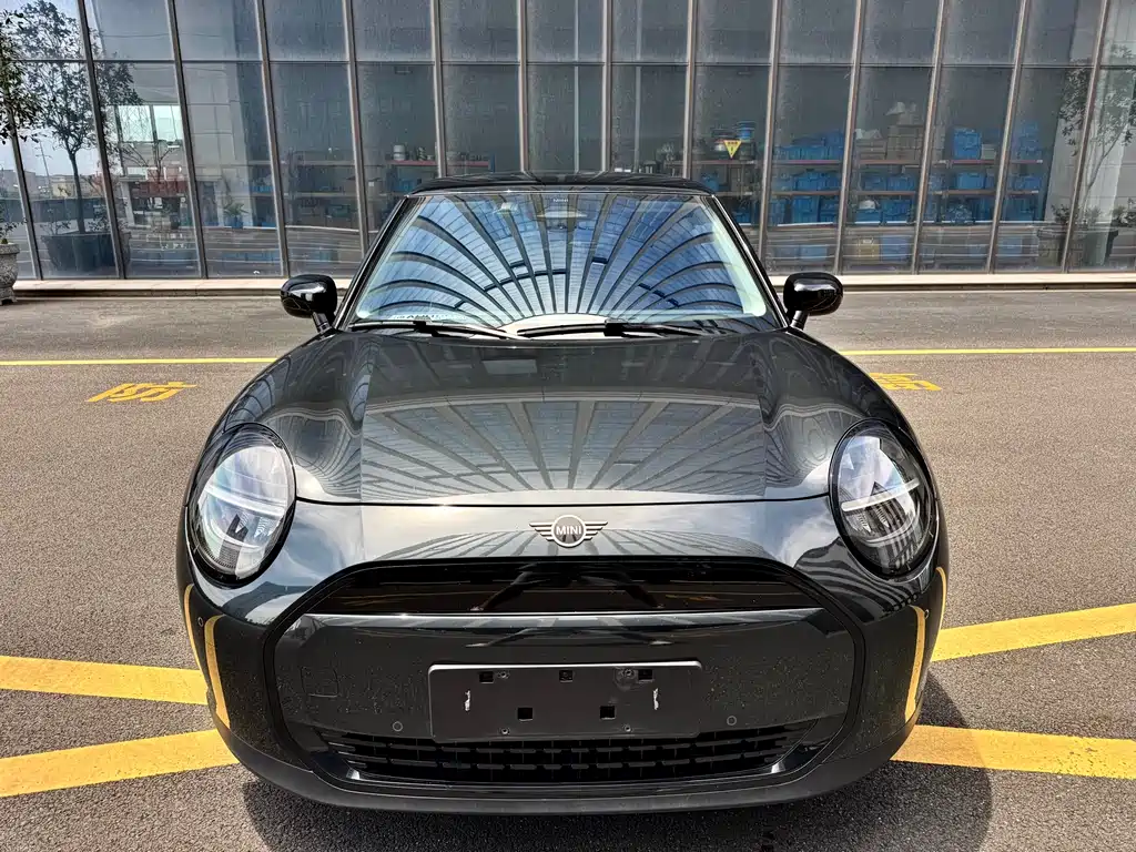 Mini COOPER 2024 456km COOPER E