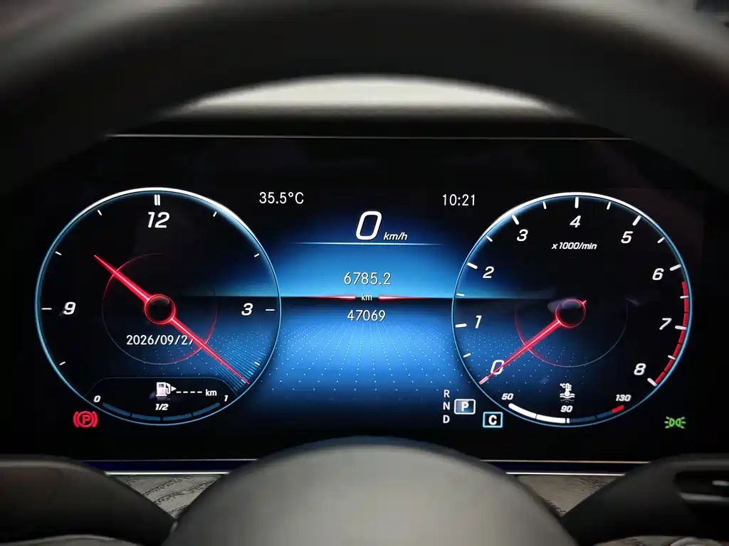 Mercedes-Benz E-Class (Import) — миниатюра 10