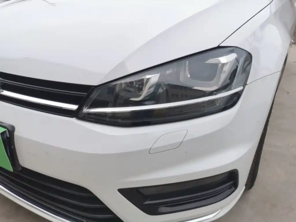 Volkswagen Golf — миниатюра 24
