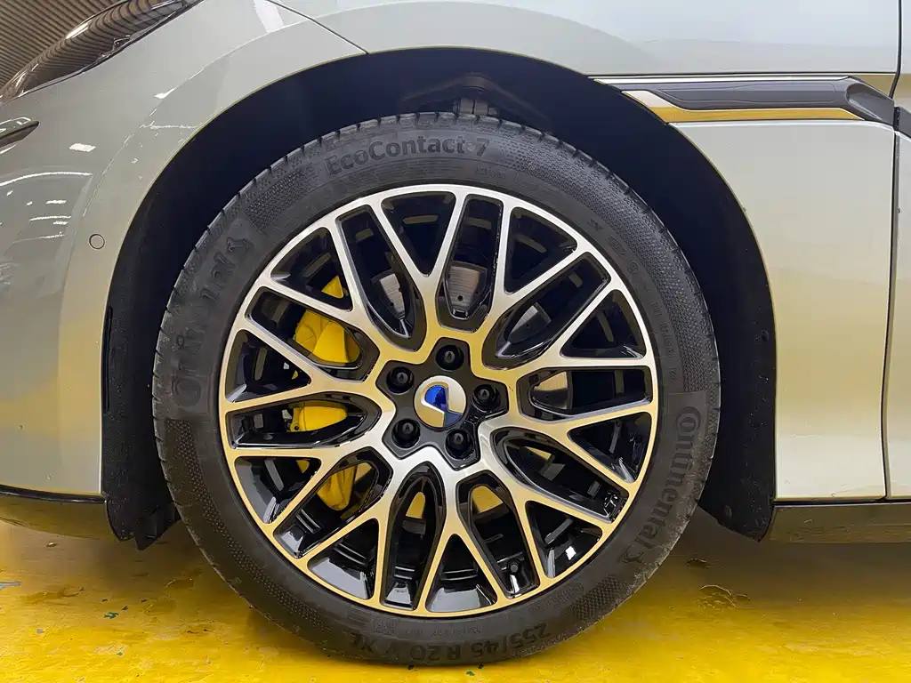 Denza Denza Z9GT — миниатюра 9