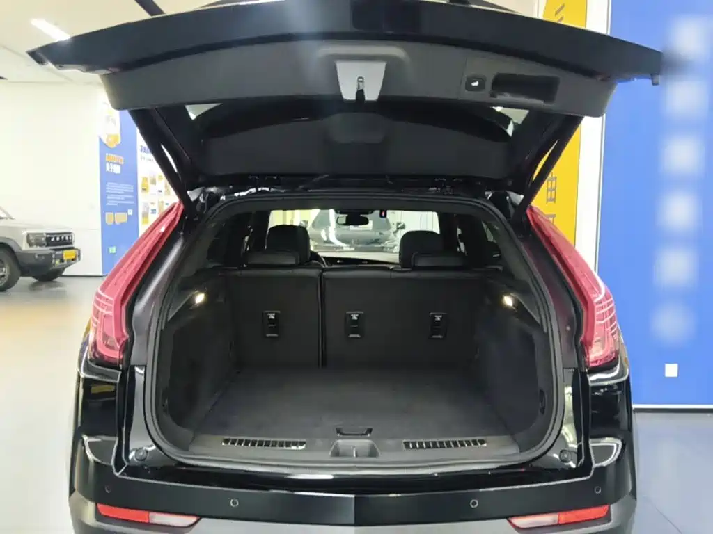 Cadillac XT4 — миниатюра 19