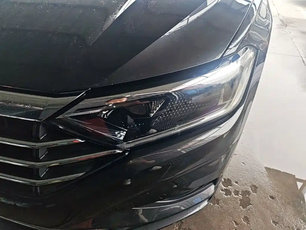 Volkswagen Sagitar — миниатюра 24