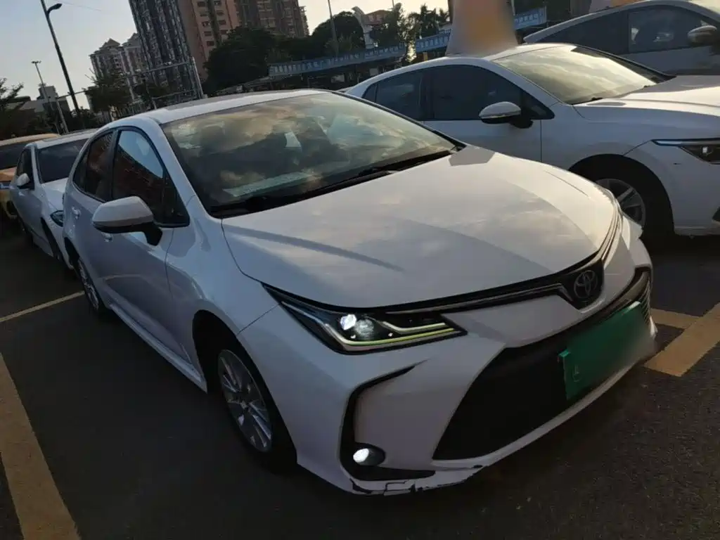 Toyota Corolla — миниатюра 4