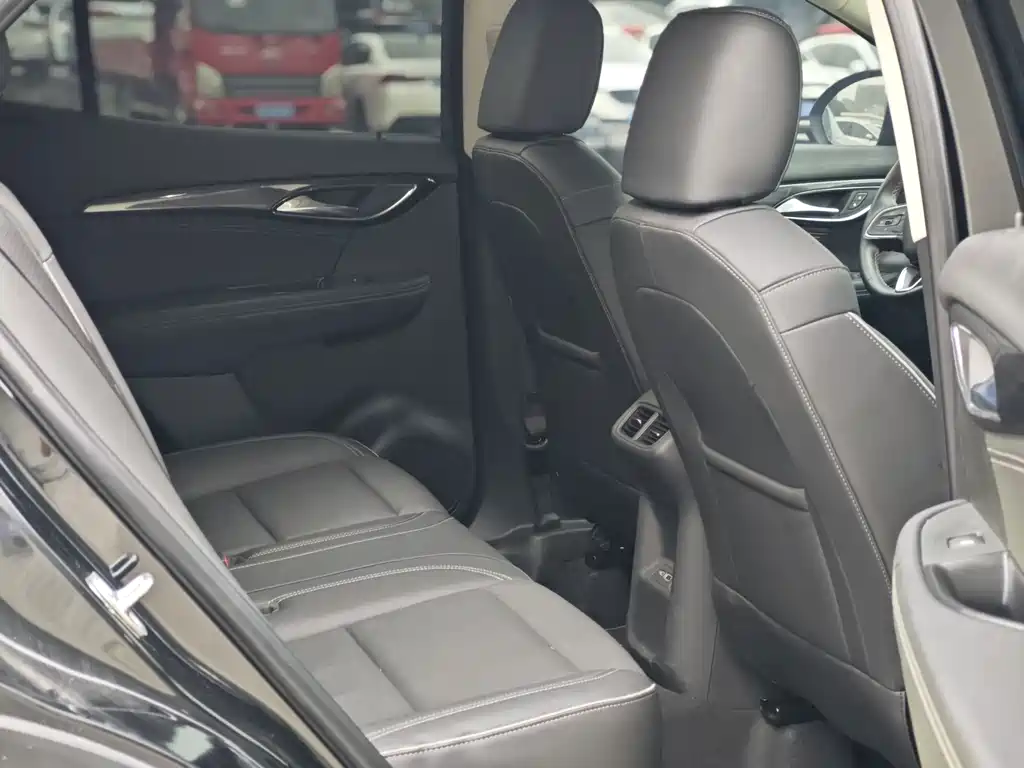 Buick Envision S — миниатюра 10