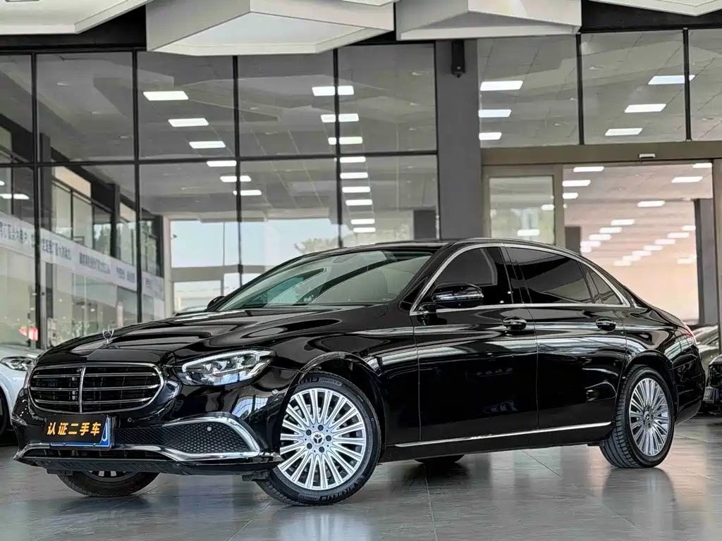 Mercedes-Benz E-Class 2023