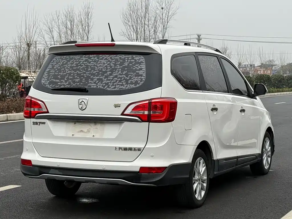 BAOJUN 730