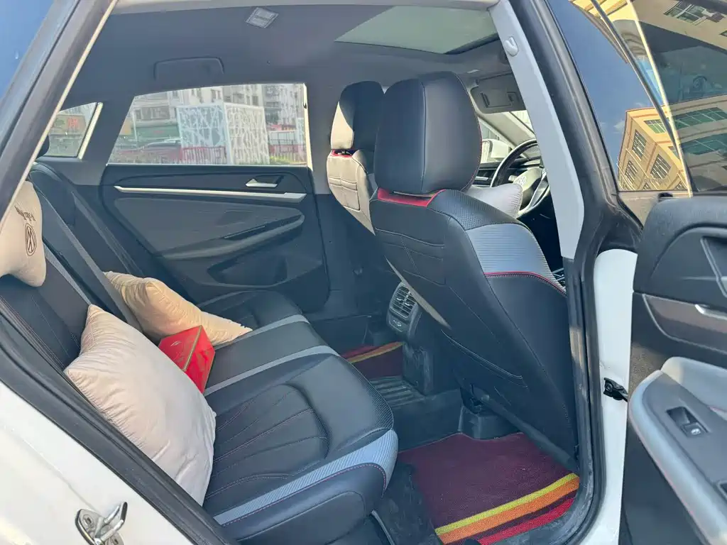 Volkswagen Lamando — миниатюра 6