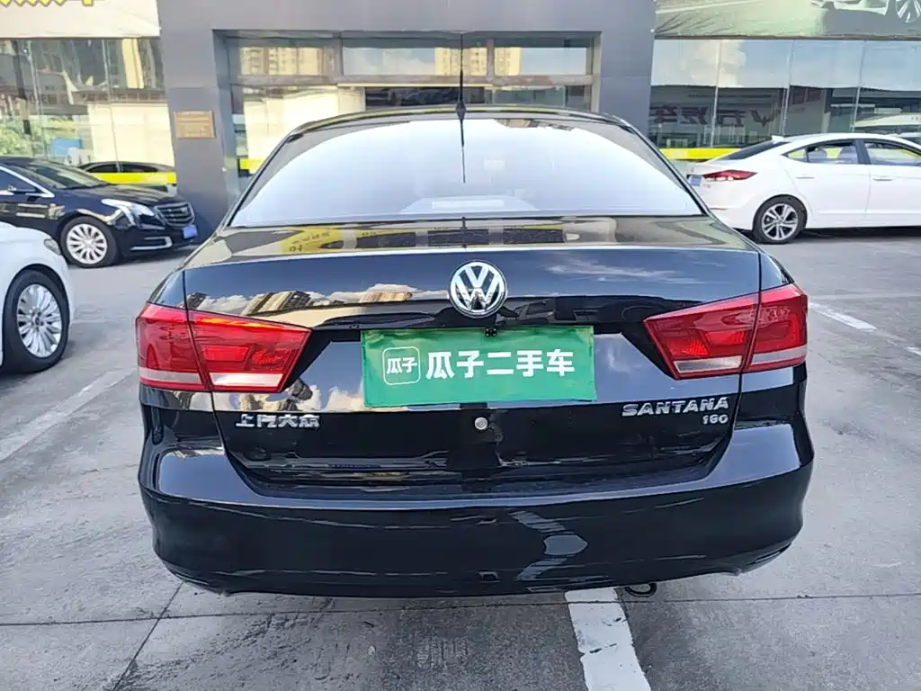 Volkswagen Santana — миниатюра 6