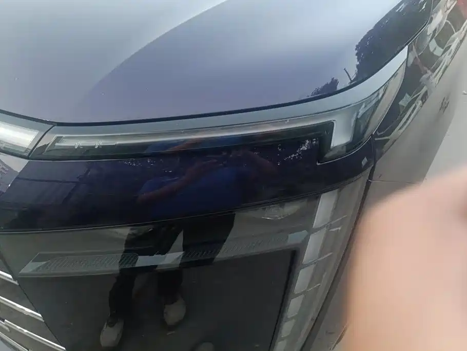 GAC Motor Trumpchi E8 PHEV — миниатюра 5