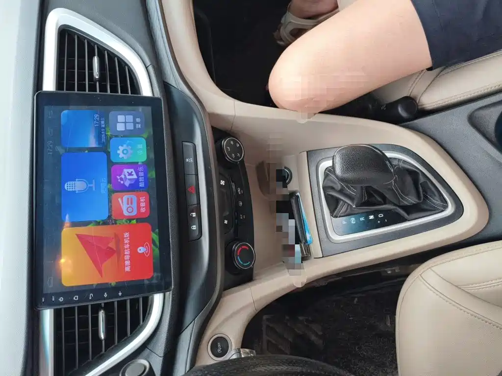 Buick Excelle — миниатюра 10