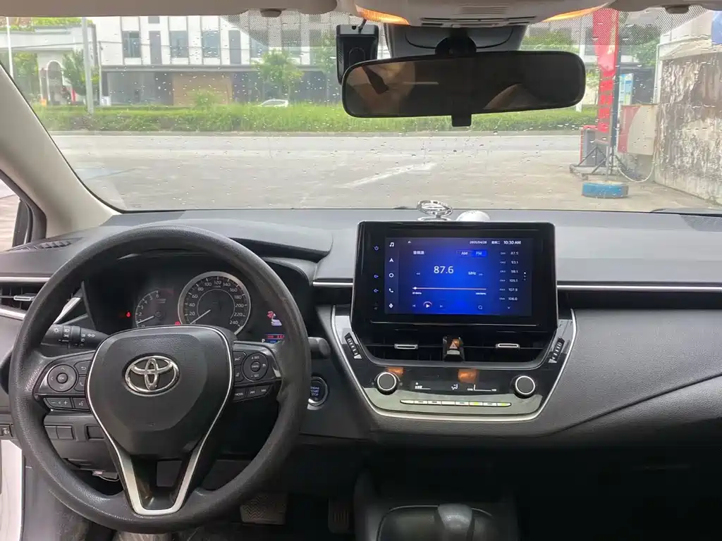 Toyota Corolla — миниатюра 7