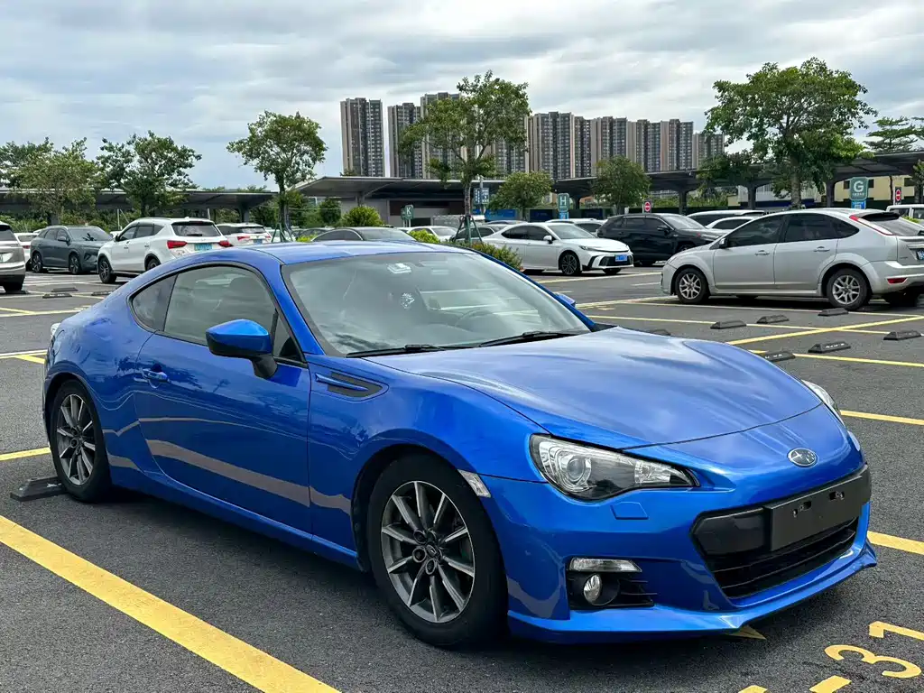 Subaru BRZ — миниатюра 3