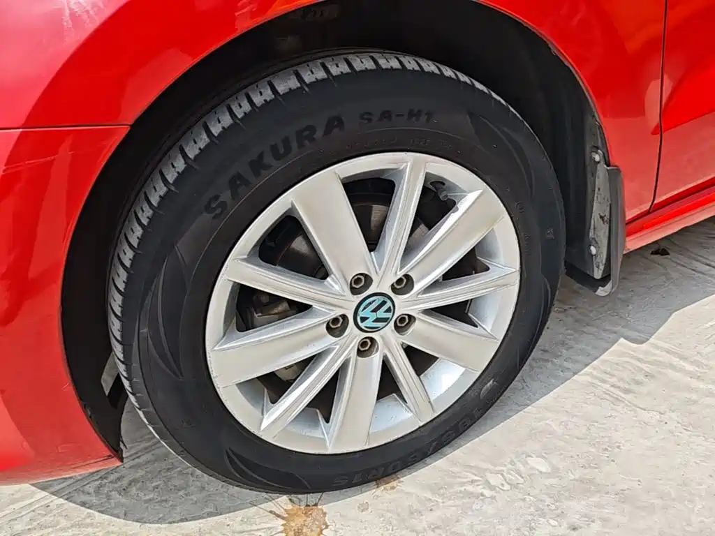 Volkswagen Polo — миниатюра 23