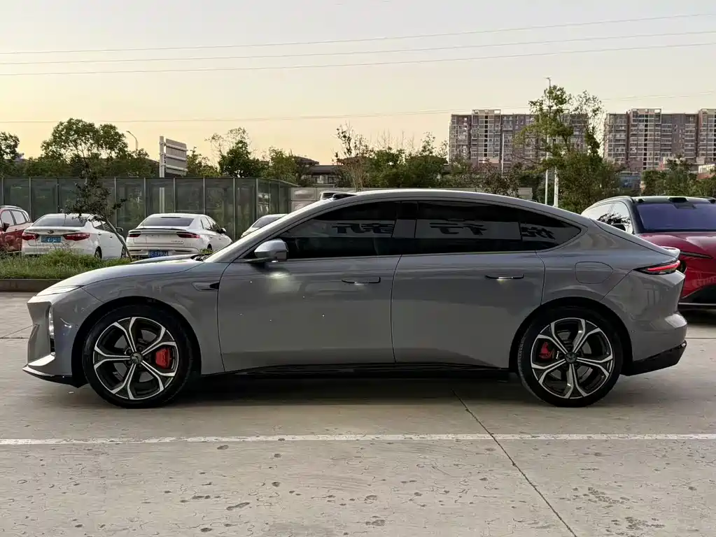 NIO ET5 — миниатюра 3