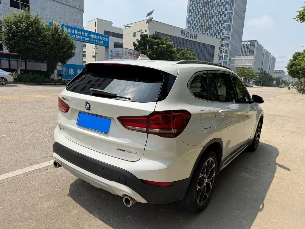 BMW X1 — миниатюра 7