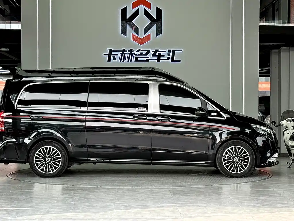 MERCEDES-BENZ V CLASS