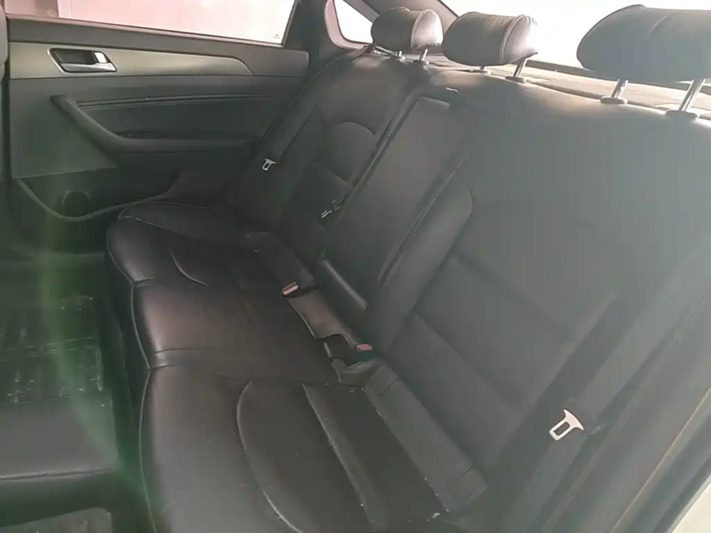 Hyundai Sonata — миниатюра 22