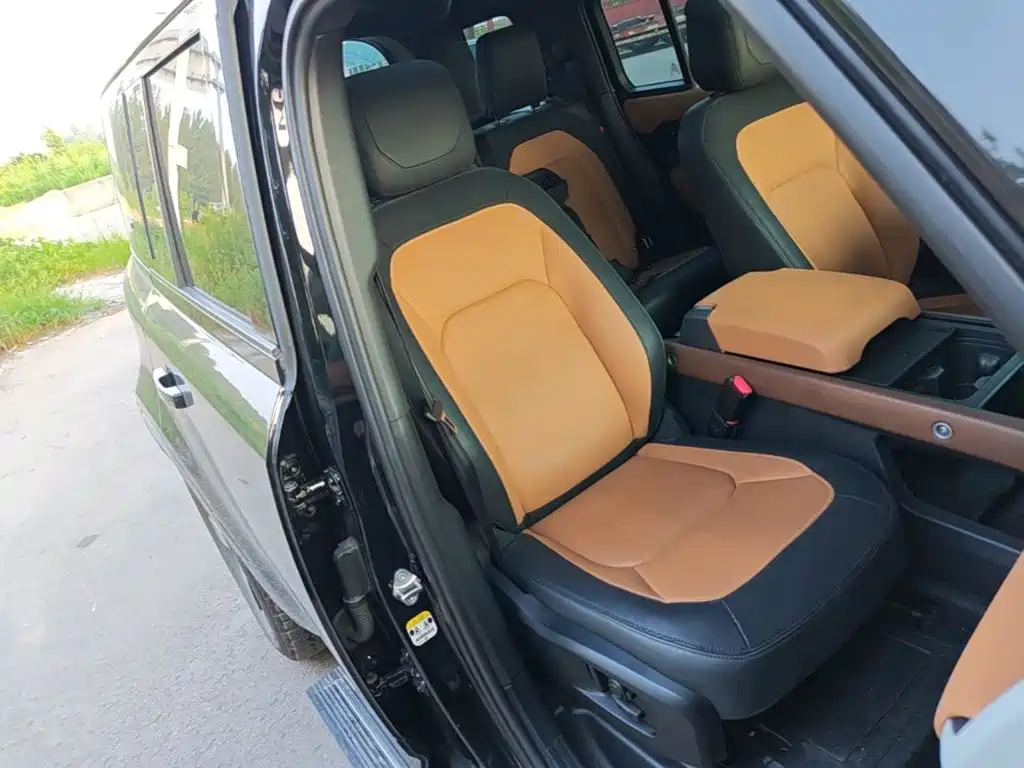 Land Rover Defender — миниатюра 25