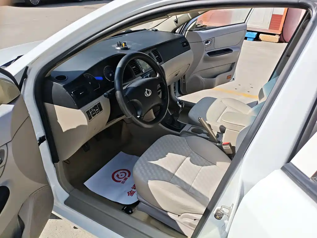 Geely Vision — миниатюра 12