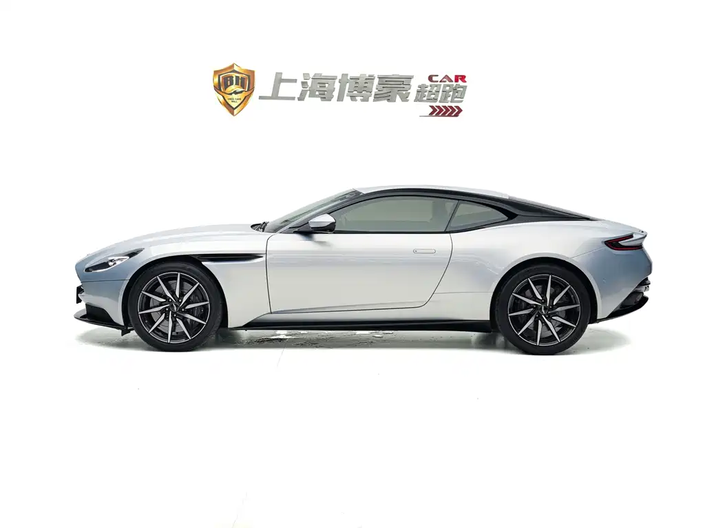 Aston Martin DB11 — миниатюра 5