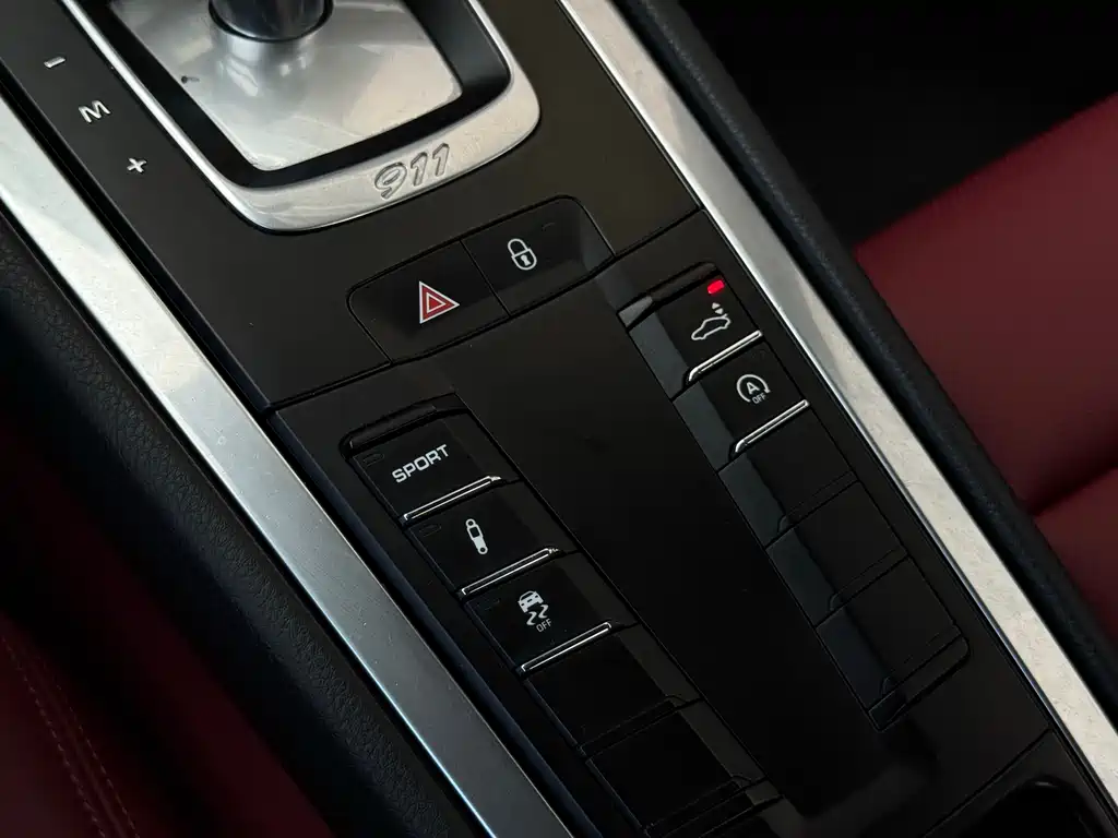 Porsche 911 2016 Carrera 3.0T