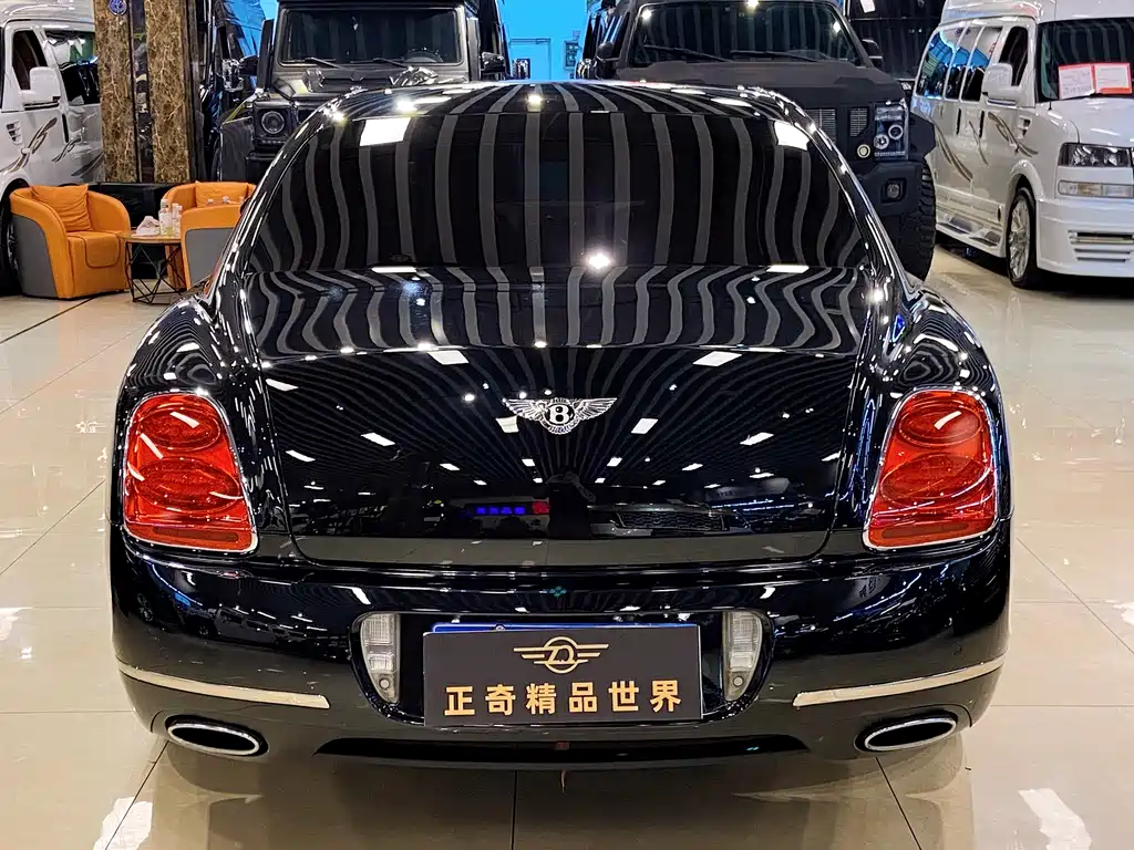 Bentley Flying Spur 2010 6.0T мест