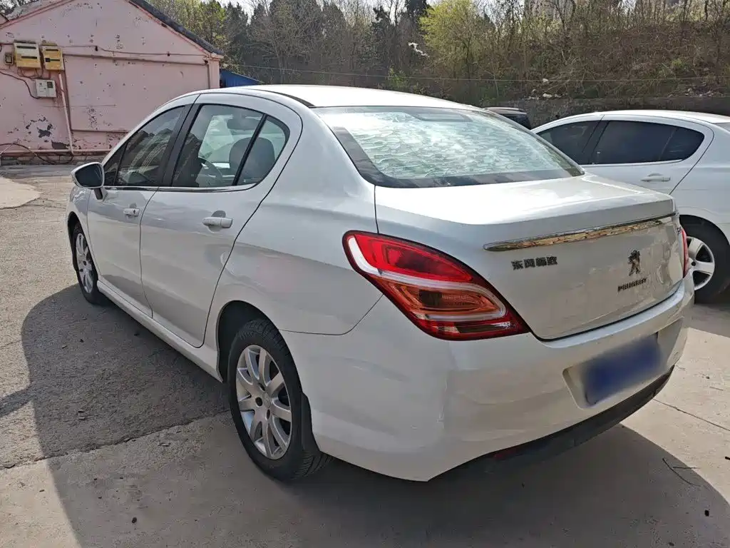 Peugeot 308 — миниатюра 23