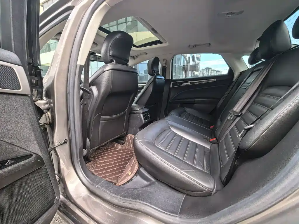 Ford Mondeo 2.0L GTDi200 Fashion Type, фото 7