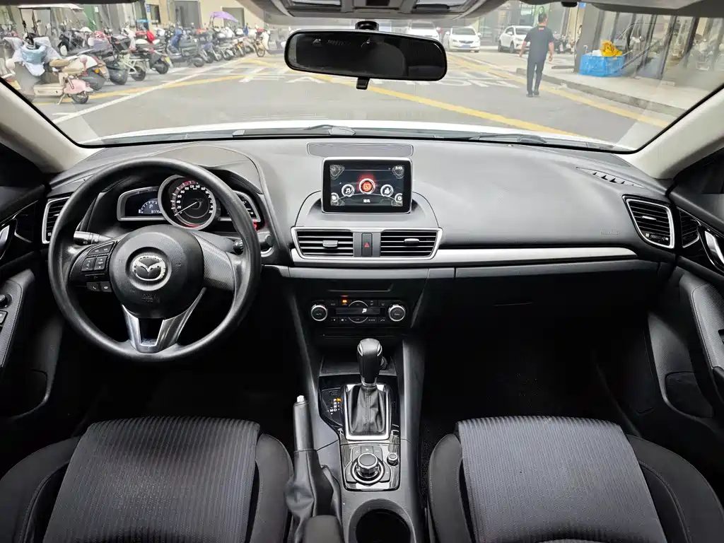 Mazda 3 Axela — миниатюра 4