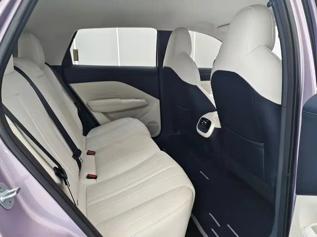 ARCFOX Beta T1 — миниатюра 7