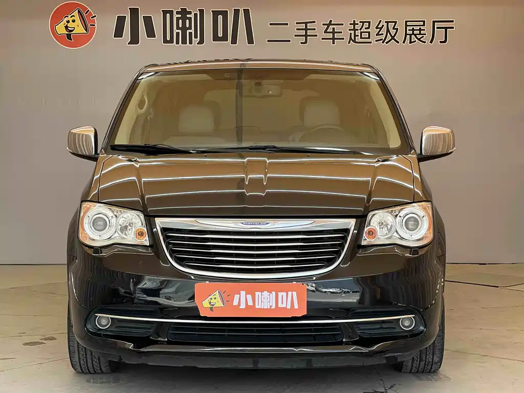 Chrysler Grand Voyager (Import) 3.6L Comfort Edition, фото 2